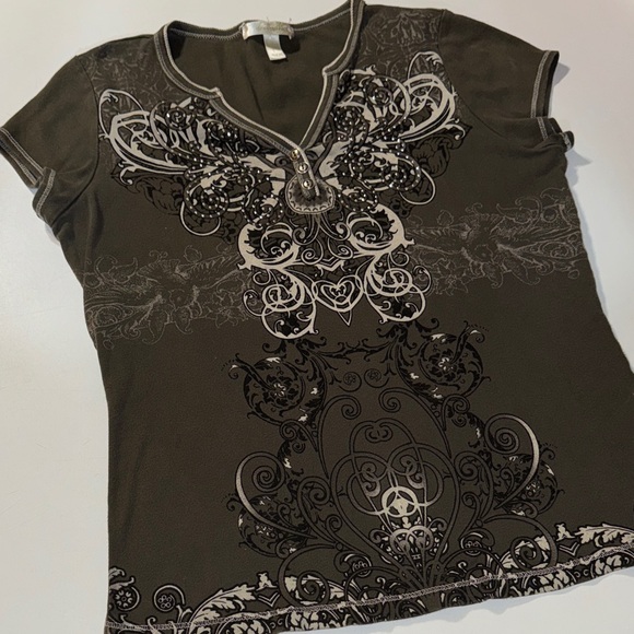 dressbarn Tops - Women’s Olive Green Henley Style Y2K Dress Barn Baby Tee size Large